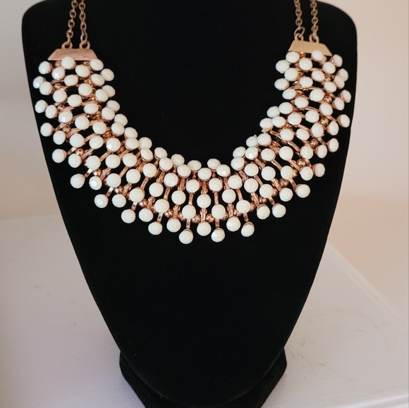 Meet your Posher, Debbie - Picture 4 of 8